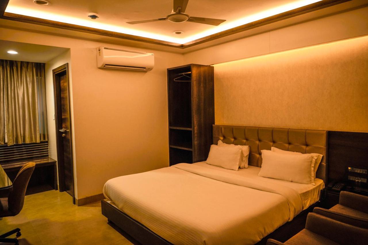 The Atithi Niwas Hotell Indore Eksteriør bilde